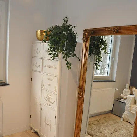 Executive Etage Mit Fernblick, Kamin Und Garten